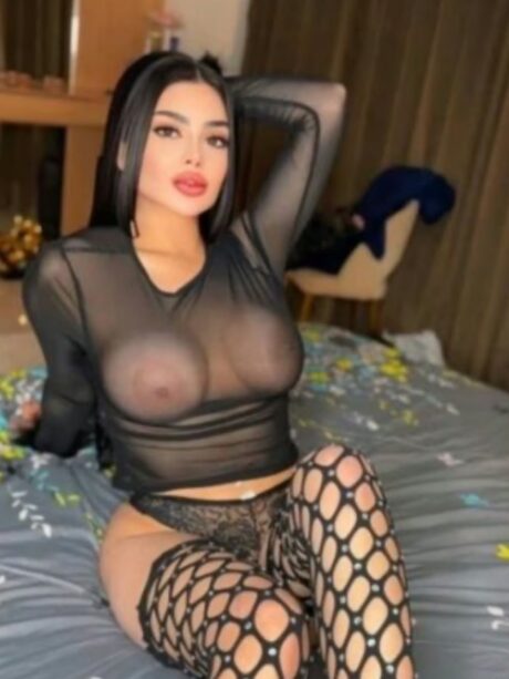 Otele gelen Özbekistanlı yabancı escort Firuze — Mersin vitrin