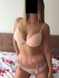 Mersin Uzun Saçlı Sarışın Elif 24 Yaşında — Güvenevler Escort, Mersin