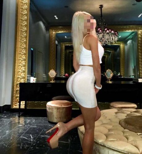 Mersin Esmer Yağmur 170 Cm Kendi Yeri Var — Menteş Esc, Mersin